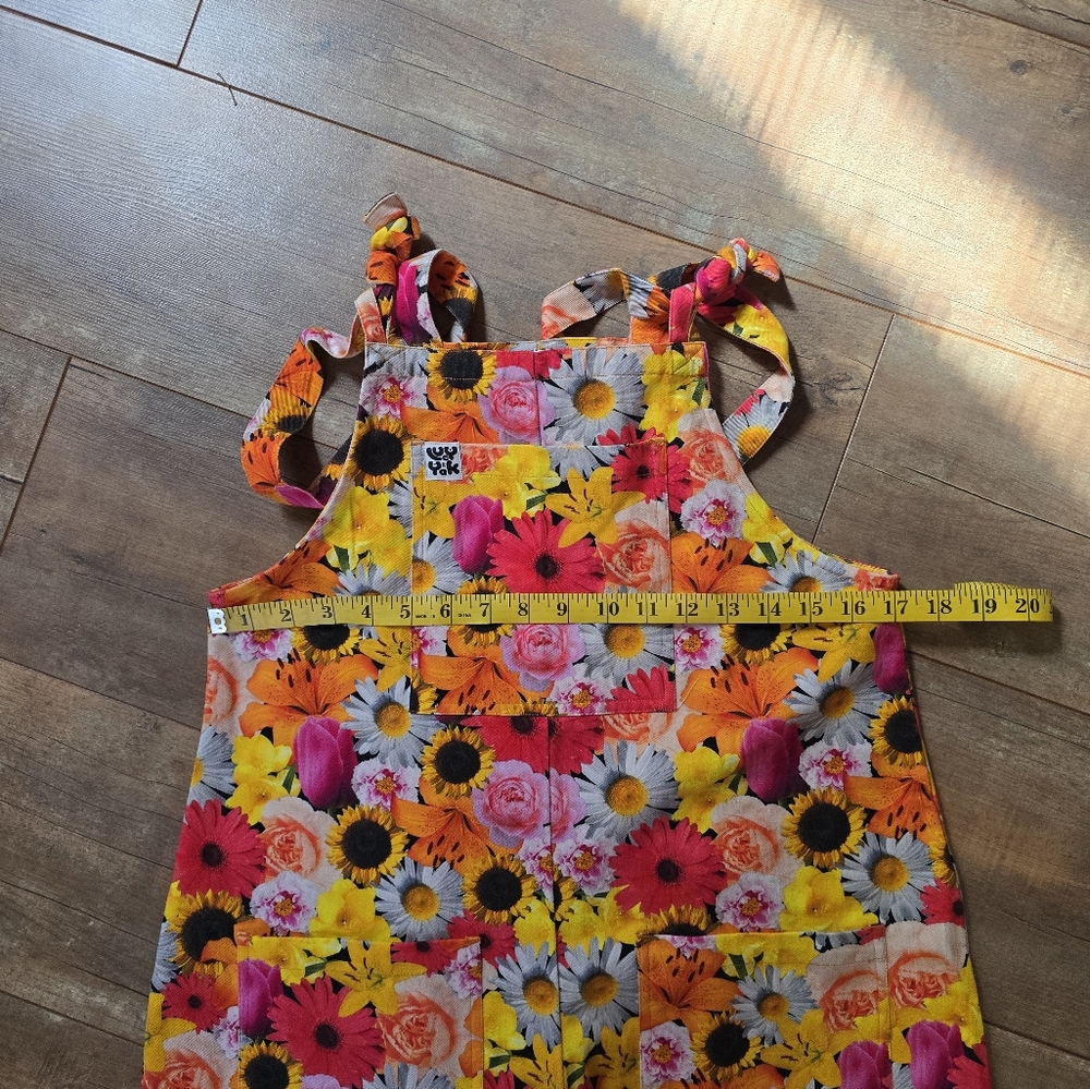 Lucy & Yak Bright Floral Print Adjustable-Strap Overalls - Picture 3 of 4